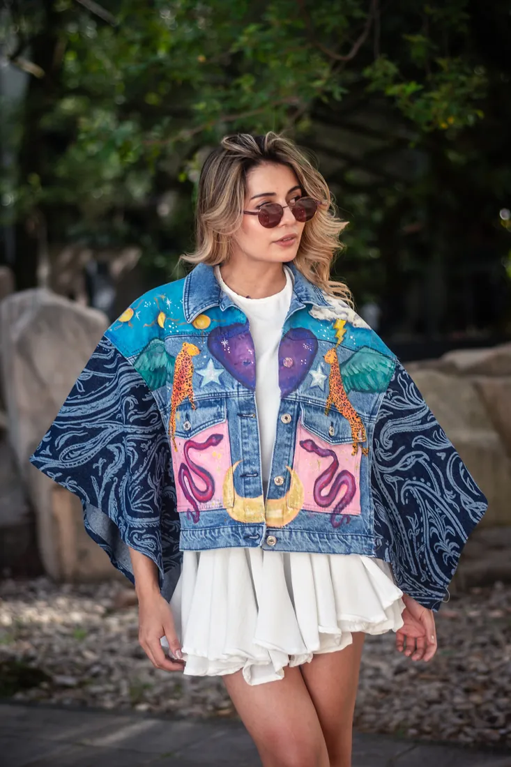 Chaqueta con diseño cósmico de colores